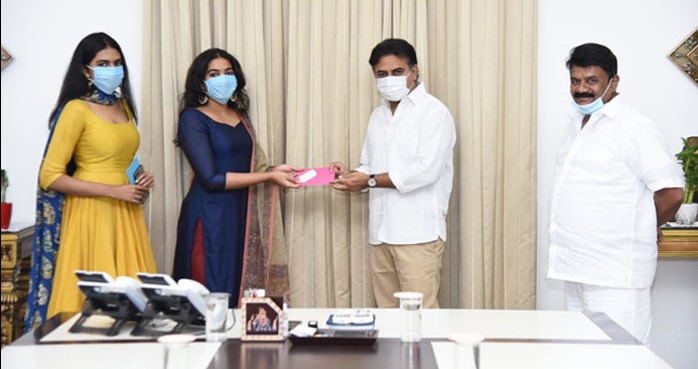 Dr. Rajasekhar’s daughters donate Rs 2 lakh to Telangana relief fund